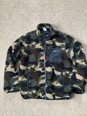 Boys wonder nation Camo Sherpa Jacket size 10/12